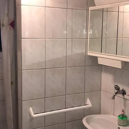 Ela A1 Guest house